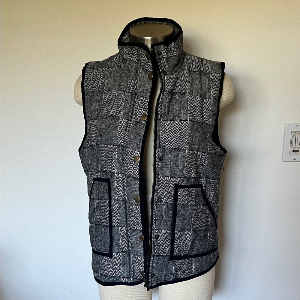 Women's Gray Quilted Vest